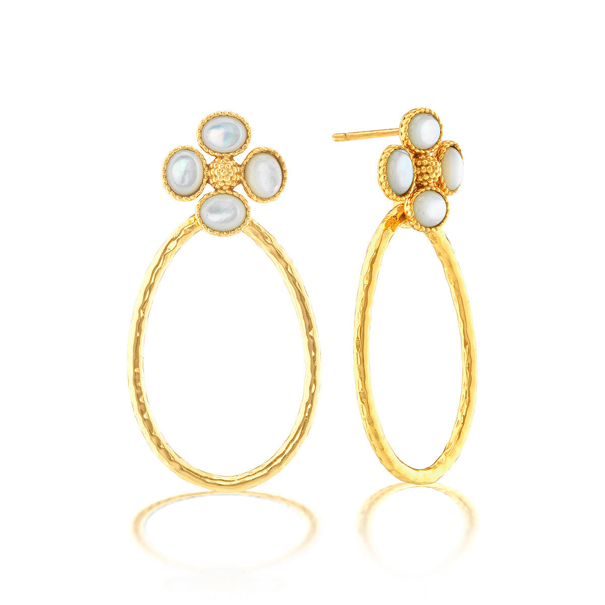 Berry Clover Teardrop Earrings in gold